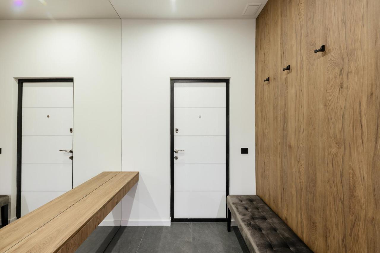 Luxury Apartments Smart House Uschhorod Exterior foto